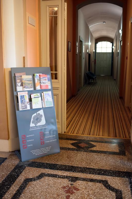 פולה Hotel Veli Joze מראה חיצוני תמונה